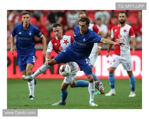 布拉格与贝尔谢的精彩对决揭示足球战术与团队合作的魅力